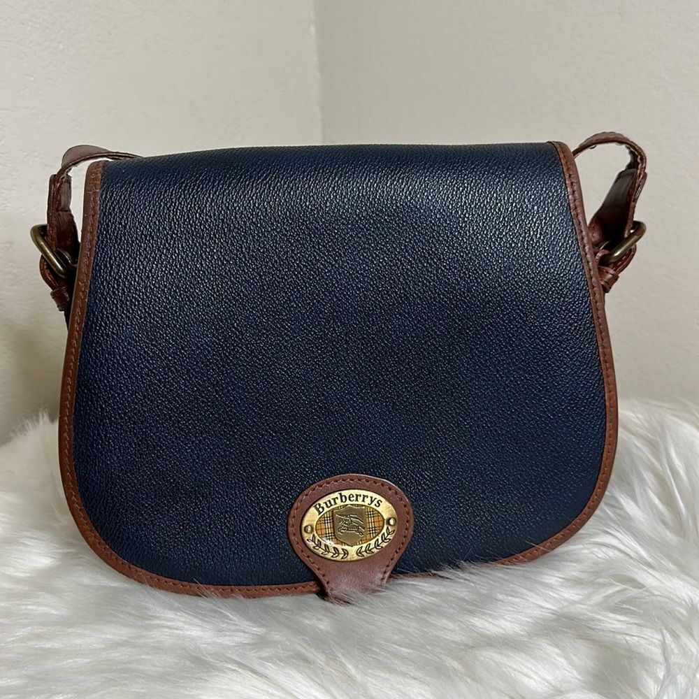 💯Authentic Burberry Shoulder Bag💯 - Picture 16 of 17